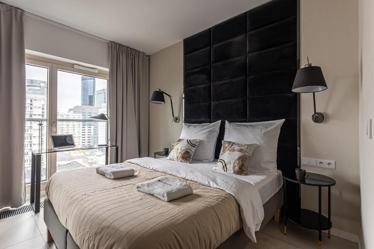 Mennica Residence Deluxe วอร์ซอ ภายนอก รูปภาพ